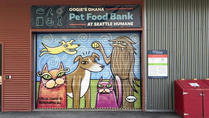 Oogie's Ohana Pet Food Bank features a mural with Oogie's likeness